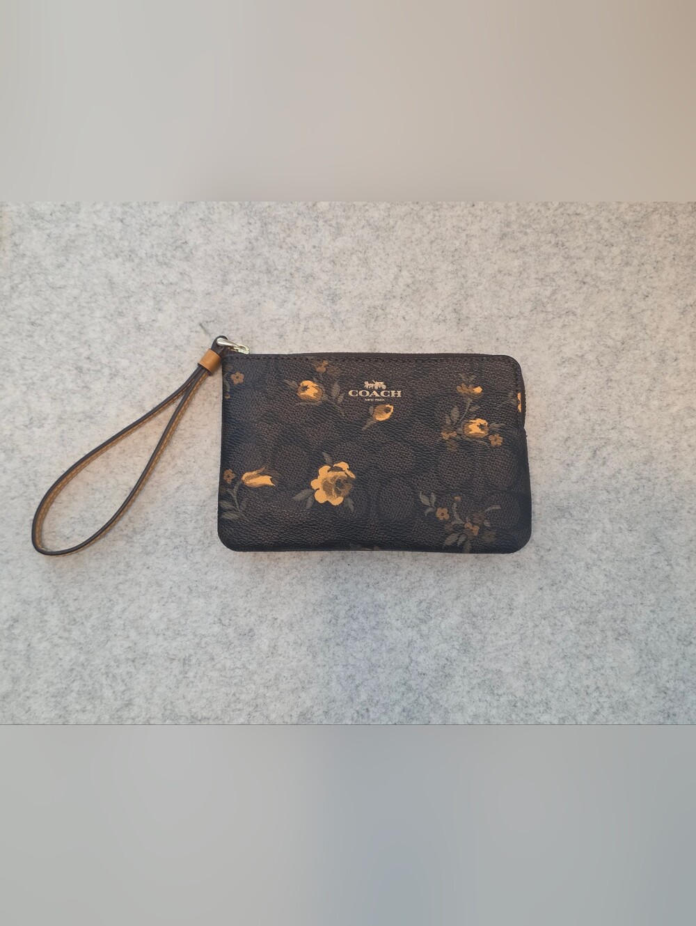 COACH Corner Zip Wristlet Signature Canvas Floral Print Brown Yellow Wallet